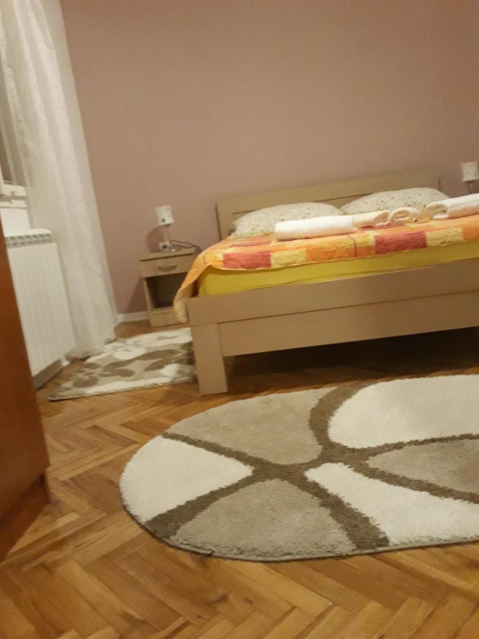 Apartment Holiday Vrnjacka Banja Bagian luar foto